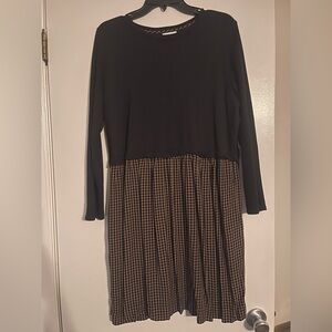 J. Jill Black and Brown Checkered Long Sleeve Dress
